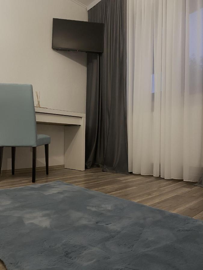 Roomzzz Sibiu Esterno foto